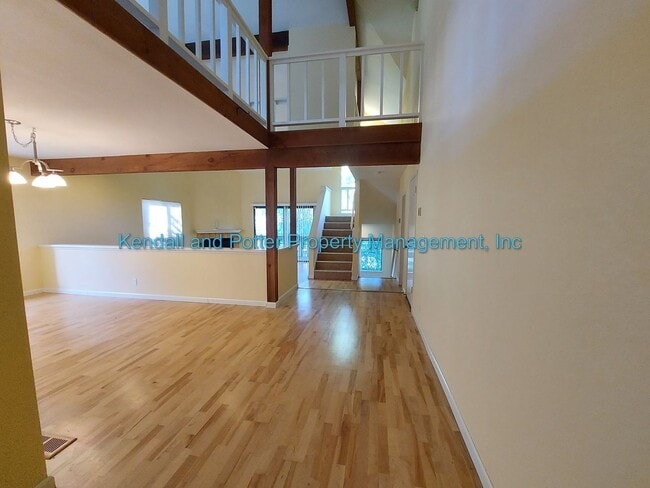 Building Photo - Spacious 3 Bed + Loft in Rio Del Mar