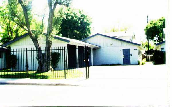 Primary Photo - Rainbow Terrace