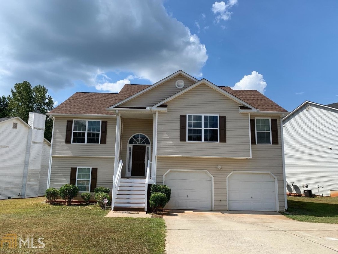 6385 Queensdale Dr, Douglasville, GA 30135 House Rental in