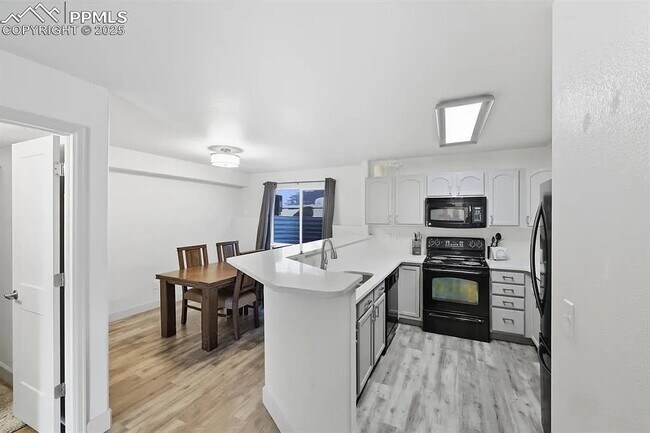 Foto del edificio - 2250 E La Salle St