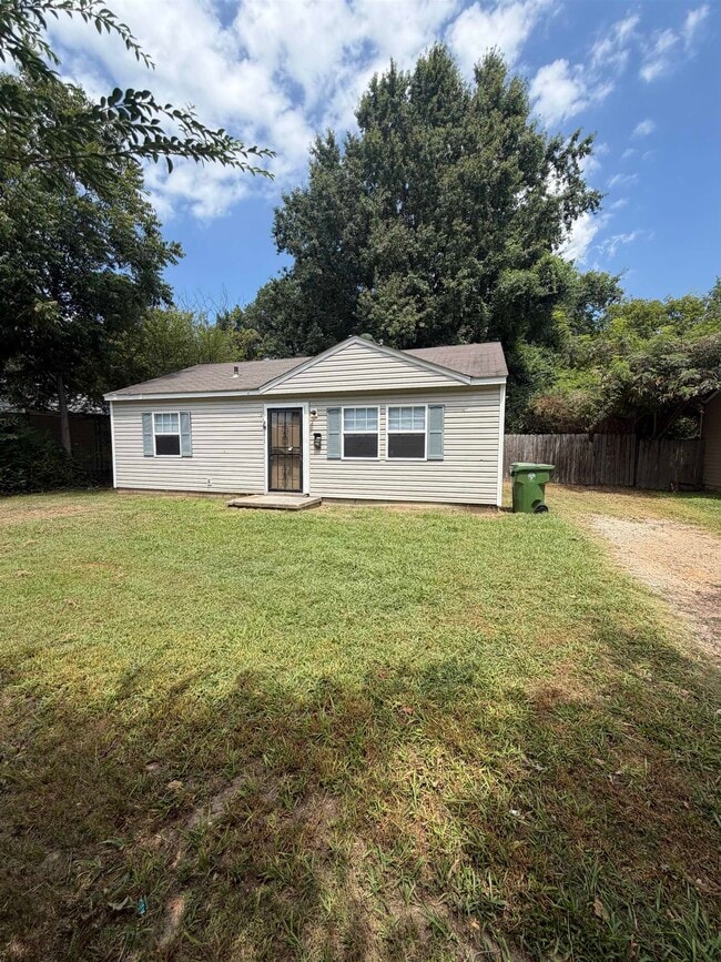 Building Photo - 4886 Saratoga Rd