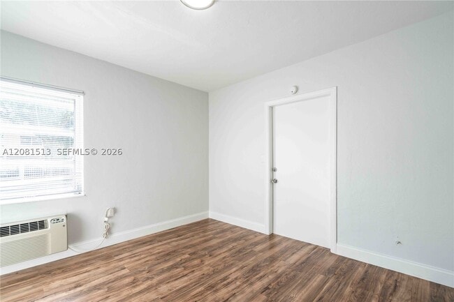 Building Photo - 437 NE 82nd St