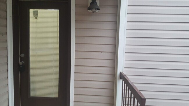 Foto del edificio - 7516 Pebblestone Dr