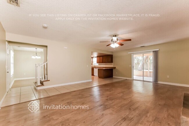 Foto del edificio - 1270 Navarre Dr