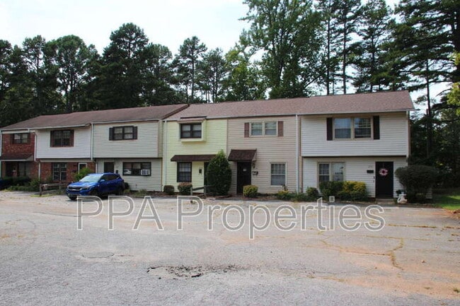 Building Photo - 2707 Reynolds Park Rd
