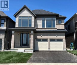 Building Photo - 55 Teskey Cres