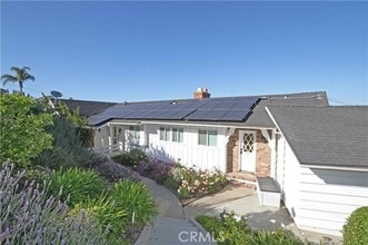 Building Photo - 12 Stirrup Rd