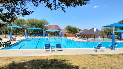 Building Photo - 8422 Parry Path