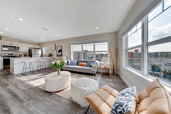 Building Photo - Beacon Townhomes