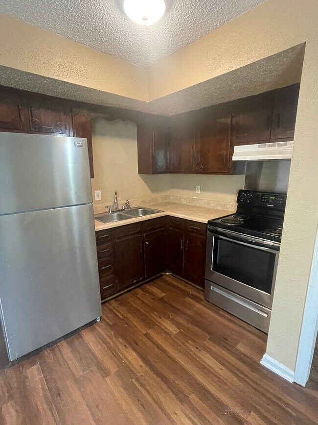 Foto del edificio - 438 Roger Williams Ave