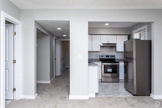 2BR, 1.5BA - 1,105 SF - Nirvana At Glenrose