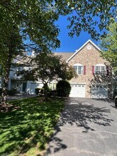 Building Photo - 18 Dorchester Dr