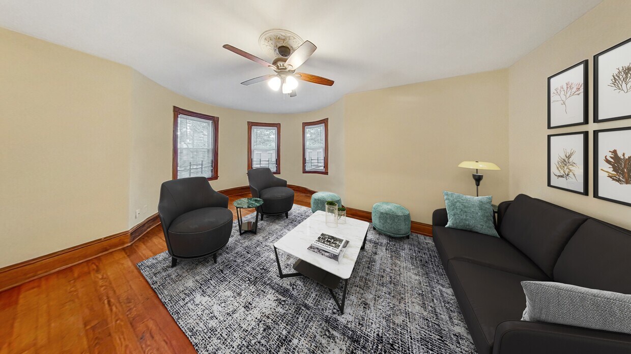 Primary Photo - 1411 Washington St