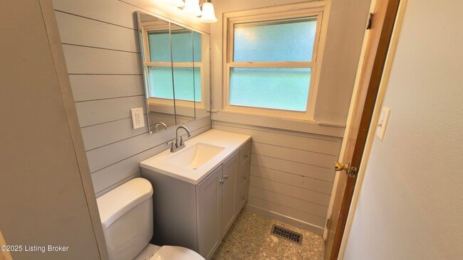 Foto del edificio - 1725 Whittier Dr