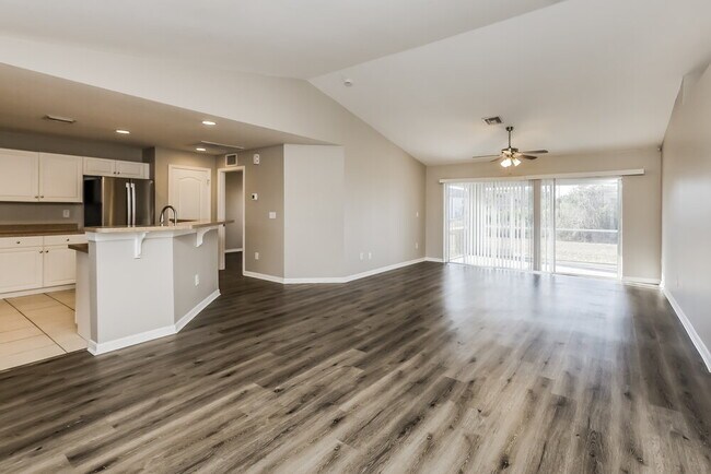 Foto del edificio - 2511 28th St W