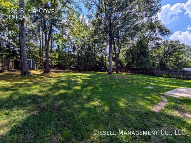 Building Photo - 326 Blair Cove