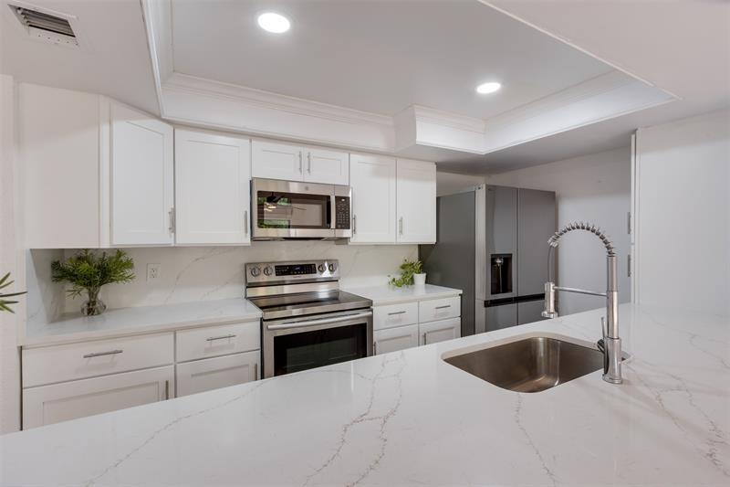 Foto principal - 7950 NW 11th Ct