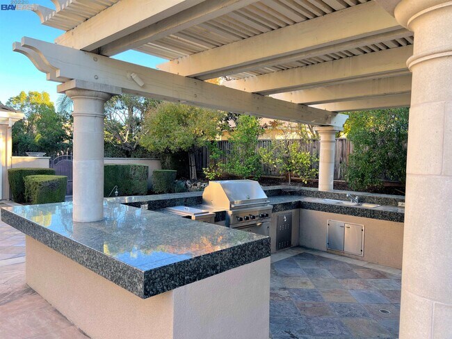 Foto del edificio - 3053 Monte Sereno Terrace