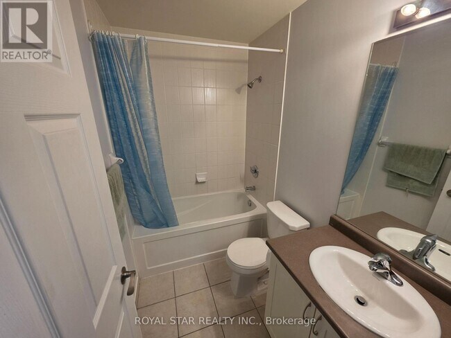 Photo du bâtiment - 339 Rathburn Rd W