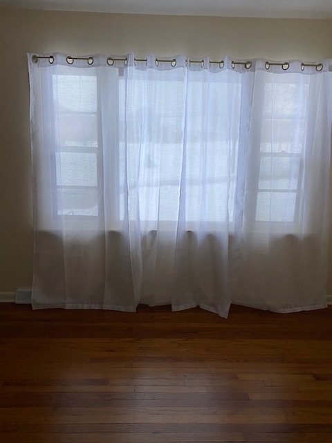 Living Room - 5827 Thompson Rd