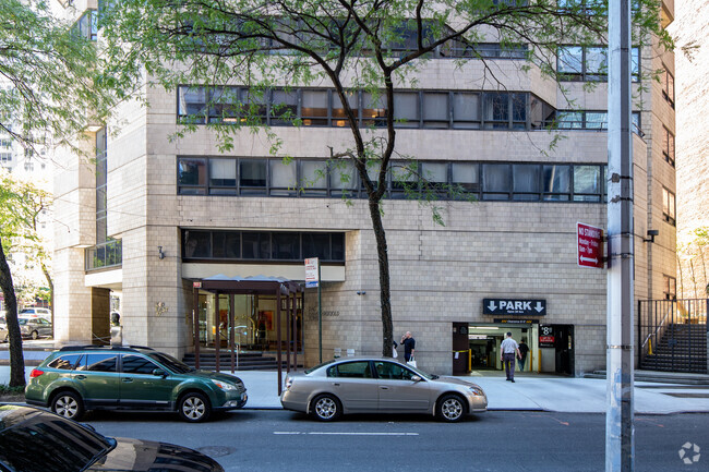 Entrance - Dag Hammarskjold Towers