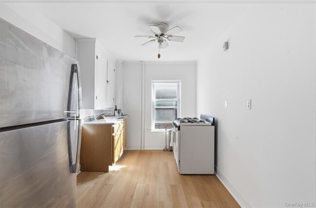 Foto del edificio - 226 Fourth Ave