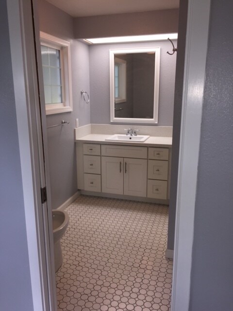 Bathroom - 822 Waika Pl