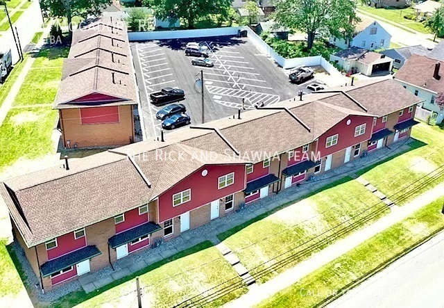 Foto del edificio - Two bedroom one bathroom townhouse for rent
