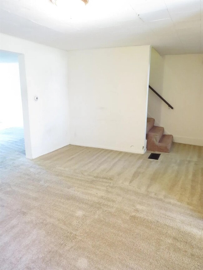 Foto del edificio - 607 E Dayton St