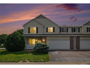 Building Photo - 130 River Woods Dr W