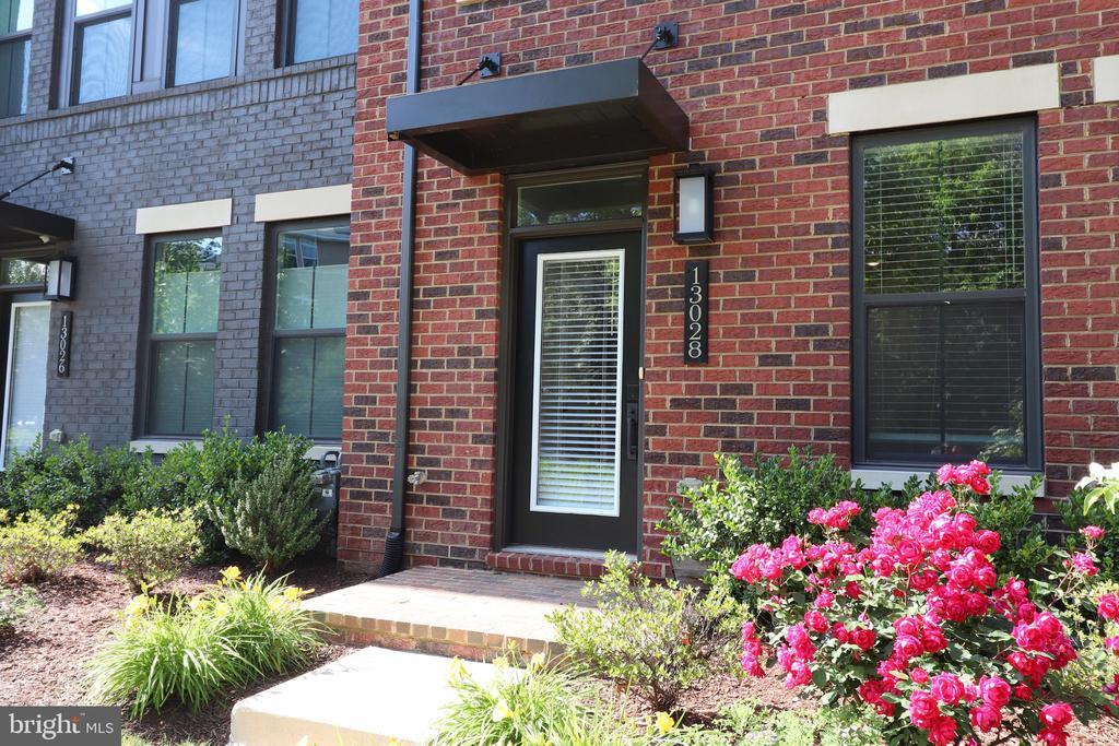 Foto principal - 13028 Hattontown Square