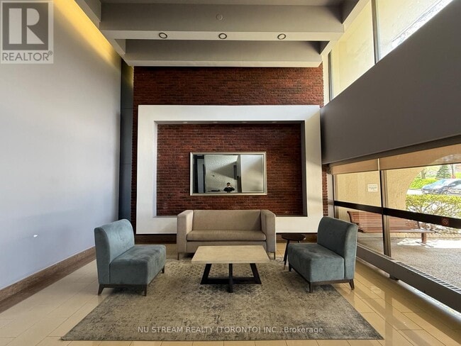 Building Photo - 260 Seneca Hill Dr
