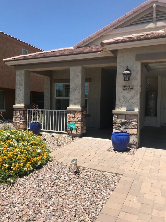Foto del edificio - Beautiful 4 br/2ba Home in Adora Trails Neighborhood Gilbert AZ Available in July!