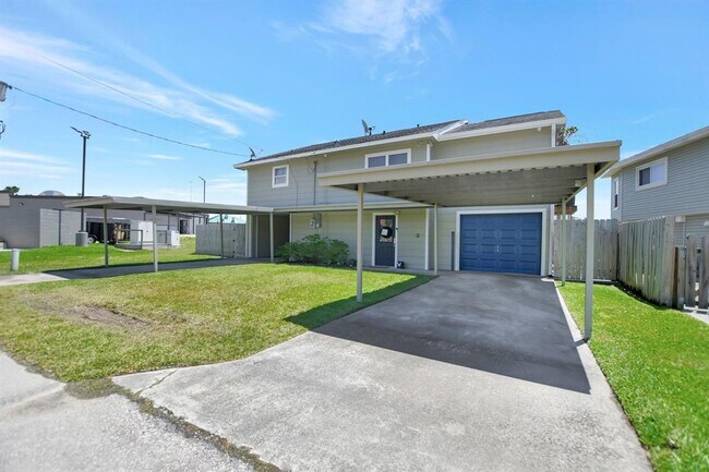 Building Photo - 104 Tarpon St