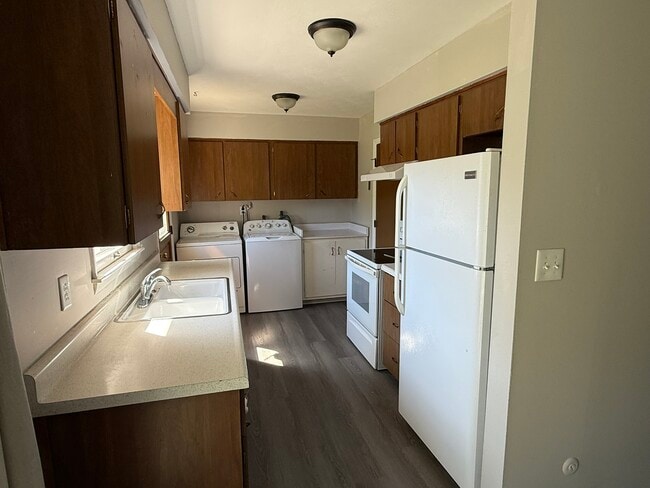 Foto del edificio - 1744 Desoto Ln