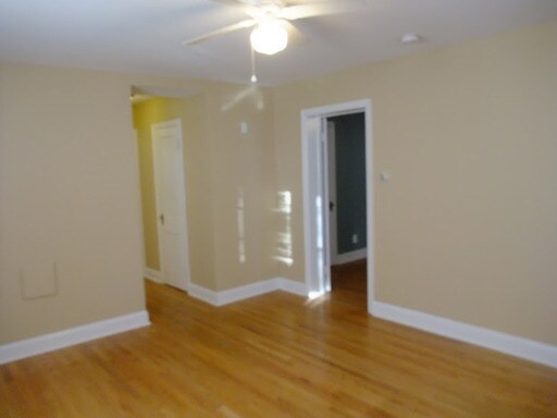 Building Photo - 8520 Greenwood Ave