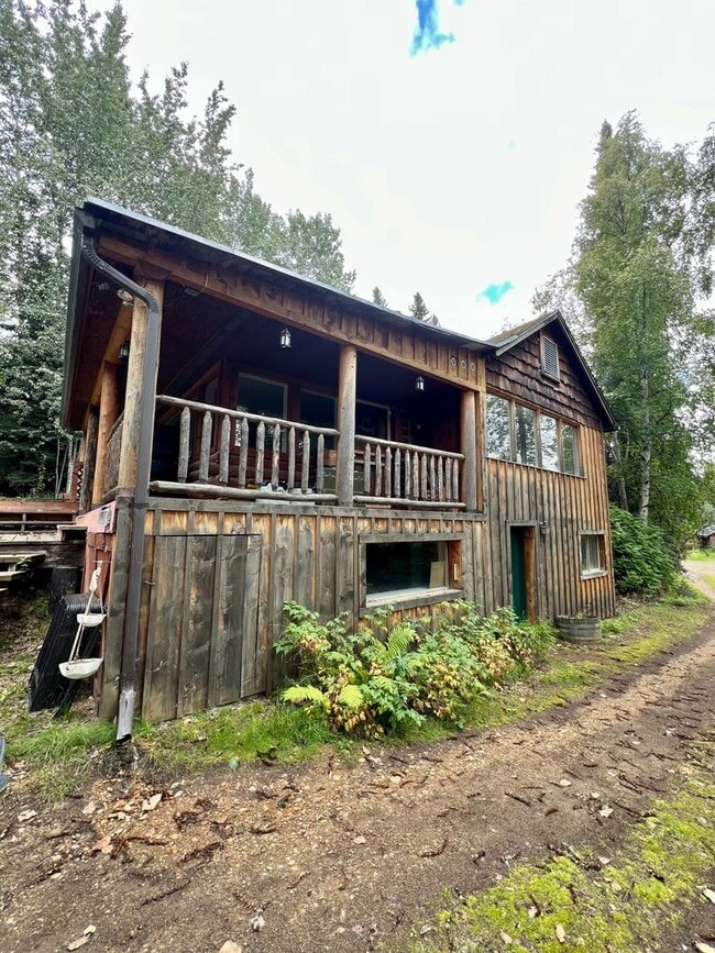 Building Photo - 588 Ester Loop