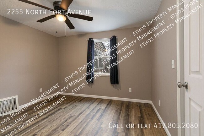 Foto del edificio - 2255 N Fort Ave