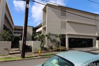 Building Photo - 1145 Davenport St