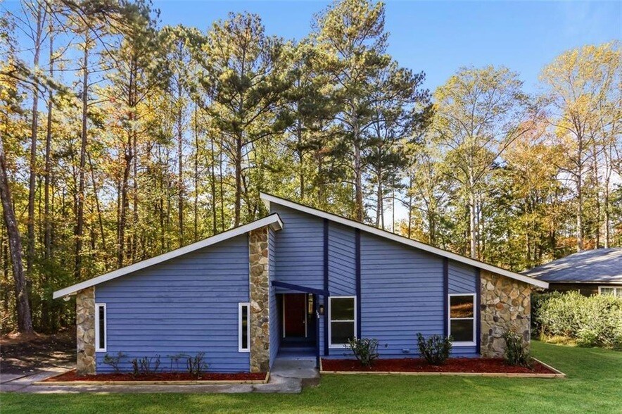 Foto principal - 135 Beethoven Ct