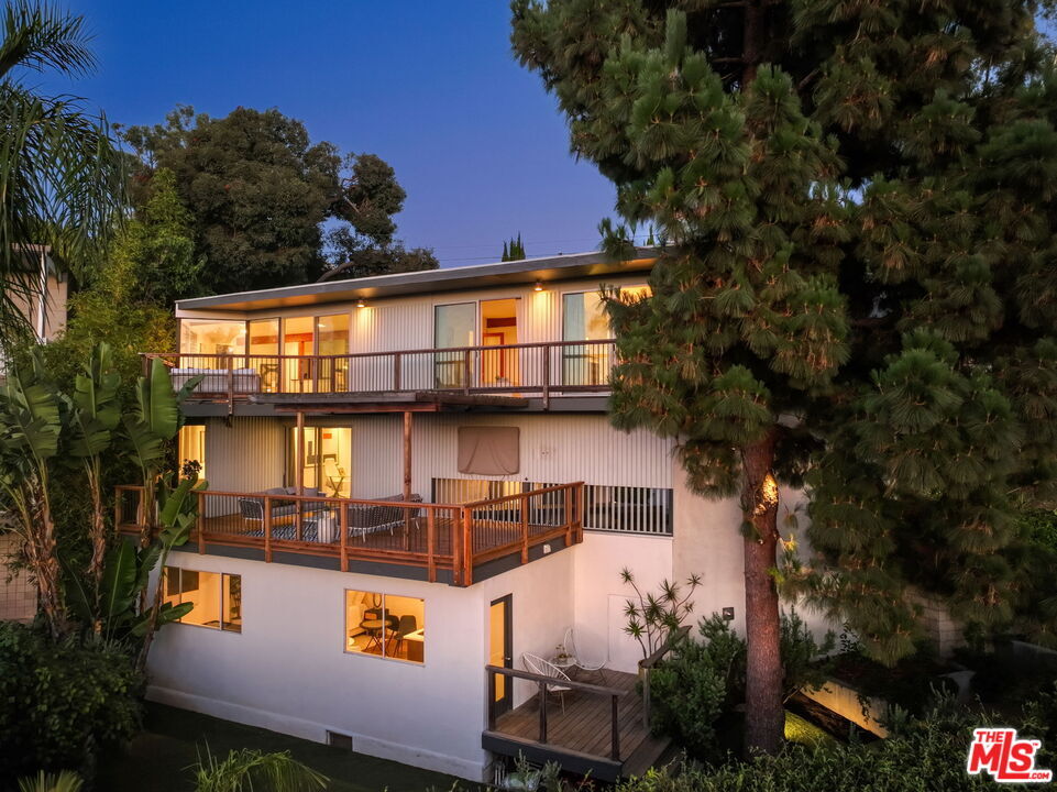 Foto principal - 2303 Bancroft Ave
