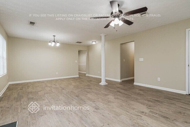 Foto del edificio - 5055 Tussahaw Way