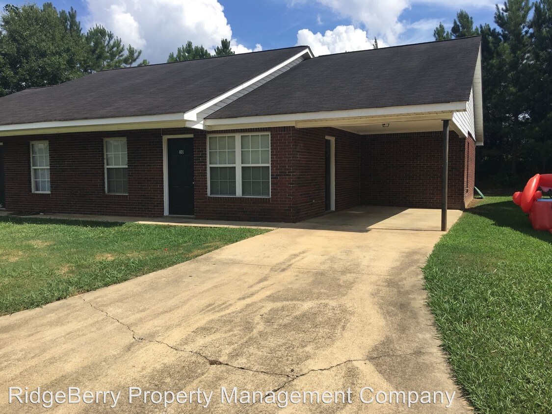 30 Wilma Dr, Rome, GA 30165 Room for Rent in Rome, GA