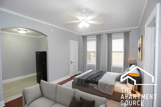 Building Photo - 6930 N Greenview Ave