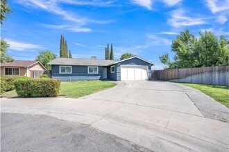 Building Photo - 15 Sunborg Ct