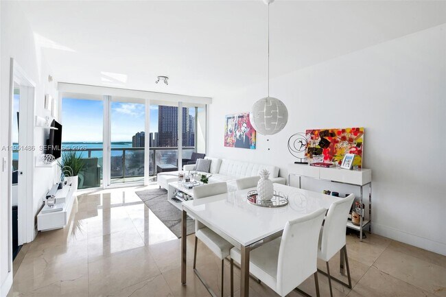 Foto del edificio - 888 Biscayne Blvd