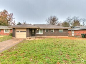 Building Photo - 313 Garrison Dr
