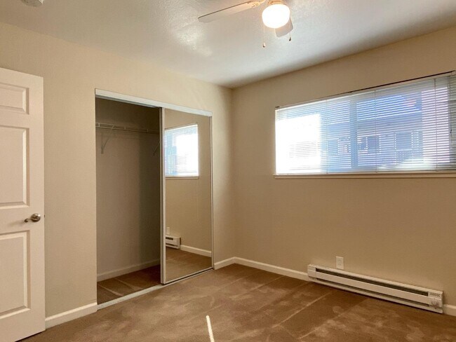 Foto del edificio - 460 S 4th St