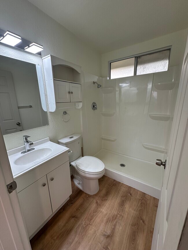 Foto del edificio - 1342 Mimosa Ct