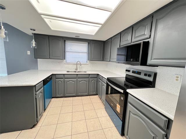 Foto del edificio - 213 Alexander Ct